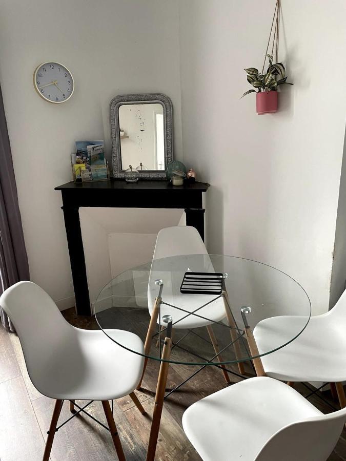 Appartement Rue De La Gare Centre Ville 퀴베론 외부 사진