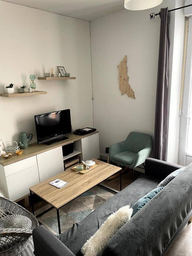 Appartement Rue De La Gare Centre Ville 퀴베론 외부 사진